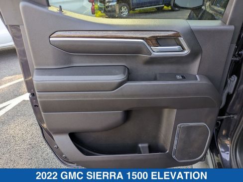 Used 2022 GMC Sierra 1500 Elevation image 30