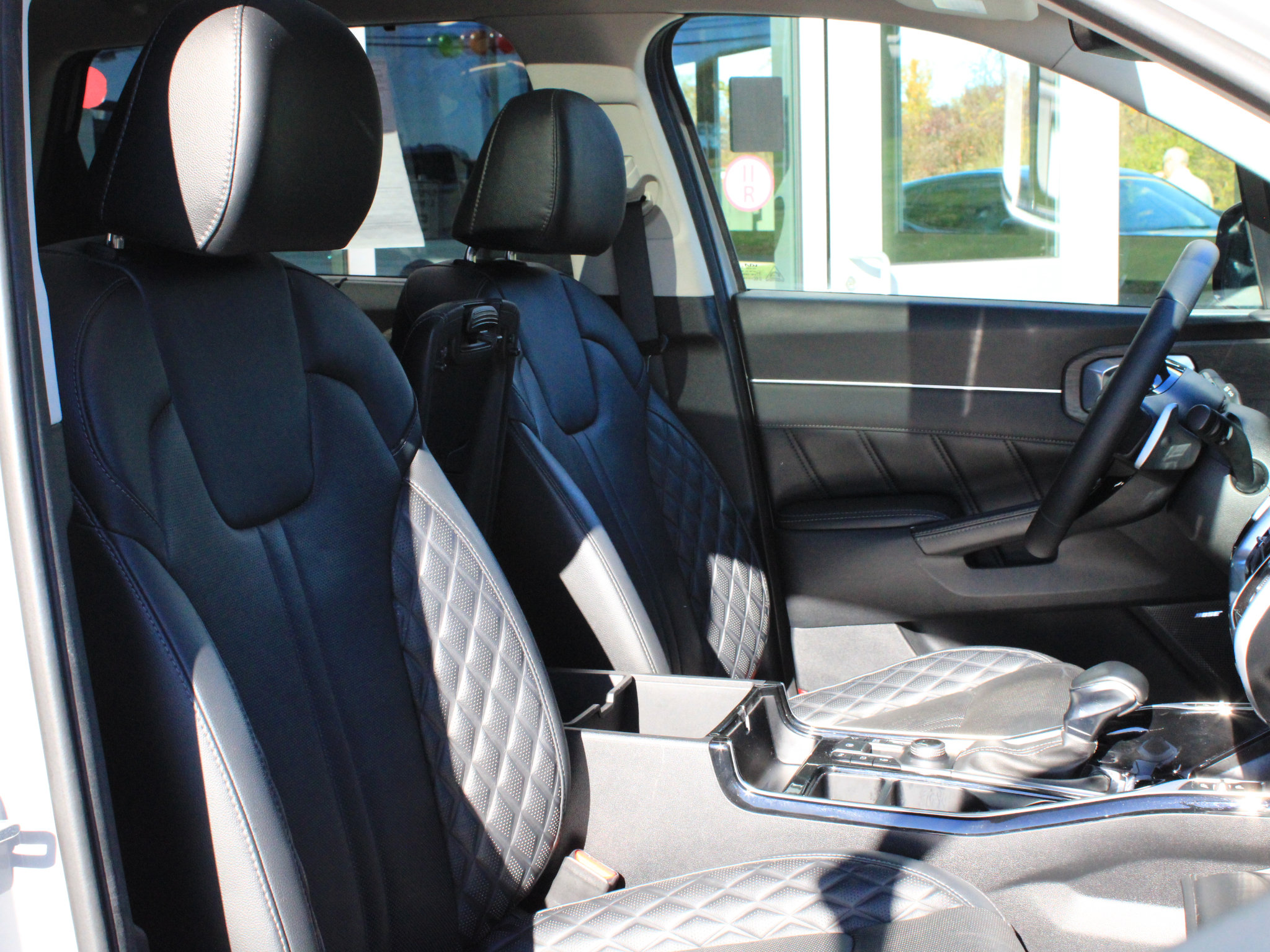 Used 2023 Kia Sorento SX Prestige AWD/4WD image 23
