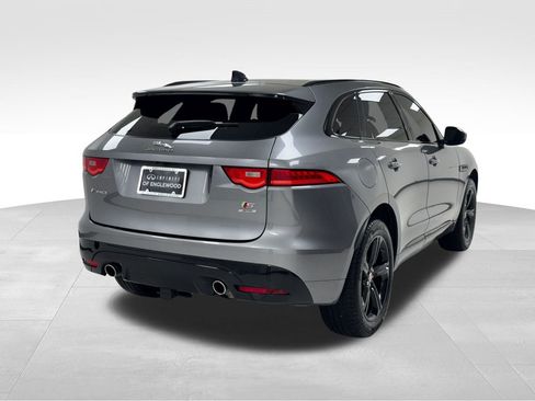 Used 2020 Jaguar F-PACE S image 7