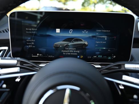 Used 2022 Mercedes-Benz S 580 4MATIC Sedan image 25