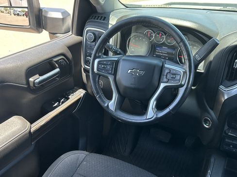 Used 2021 Chevrolet Silverado 1500 LT Trail Boss w/ Bed Protection Package AWD/4WD image 15