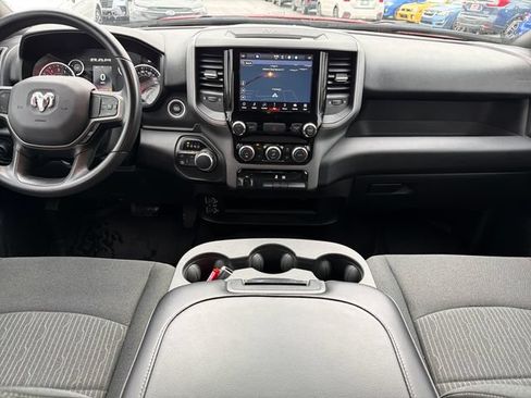 Used 2024 RAM 2500 Tradesman w/ Chrome Appearance Group AWD/4WD image 9