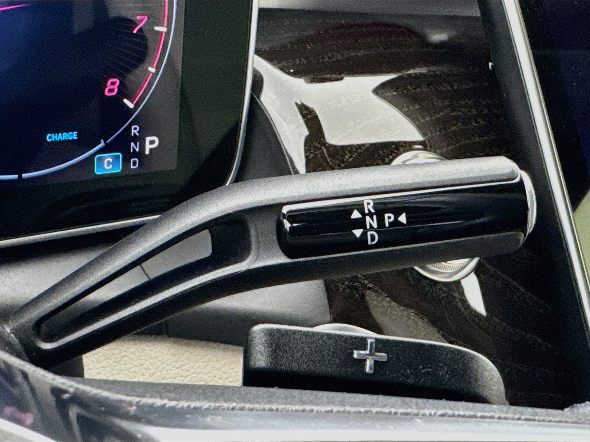 Certified 2025 Mercedes-Benz GLC 300 image 17