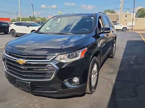 Used 2020 Chevrolet Traverse LT FWD image 7