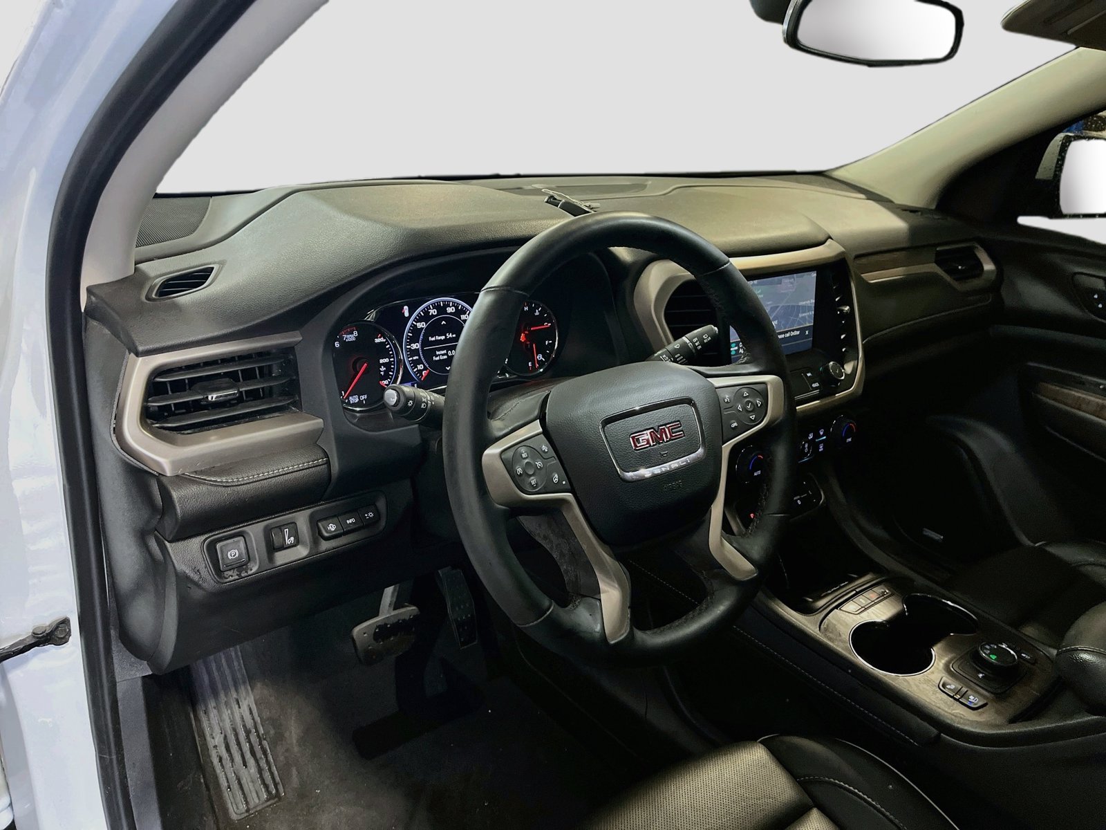 Used 2023 GMC Acadia AT4 w/ Preferred Package AWD/4WD image 9