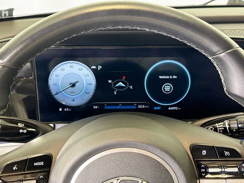 Used 2021 Hyundai Elantra Limited image 12