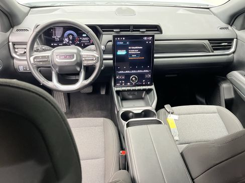 Certified 2026 GMC Terrain Elevation AWD/4WD image 4