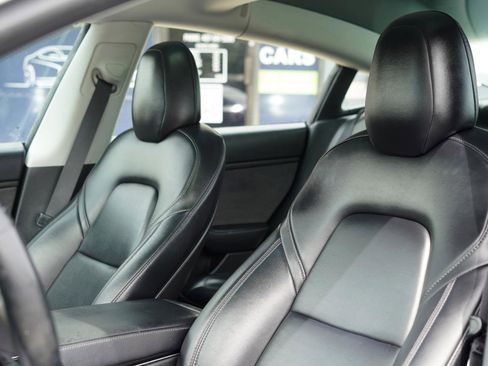Used 2018 Tesla Model 3 RWD image 15