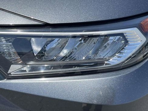 Used 2020 Toyota RAV4 XLE w/ Convenience Package image 7