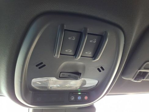 New 2026 Chevrolet Trax RS w/ Sunroof Package image 13