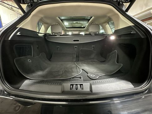 Used 2023 Lincoln Corsair Reserve w/ Equipment Group 201A image 22