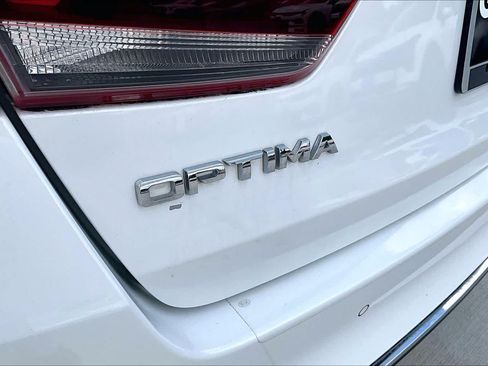 Used 2019 Kia Optima EX w/ EX Premium Package FWD image 30