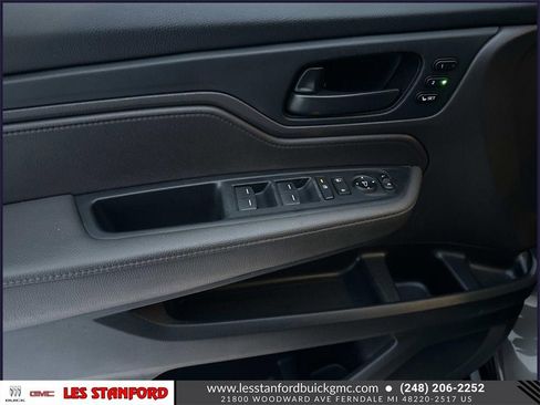 Used 2018 Honda Odyssey EX-L image 16