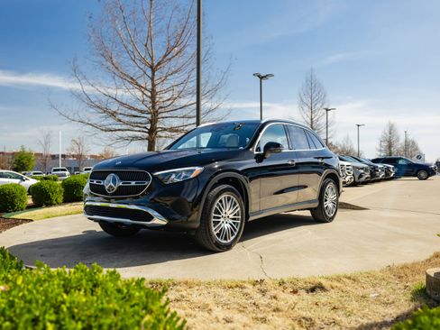 New 2026 Mercedes-Benz GLC 300 4MATIC image 5
