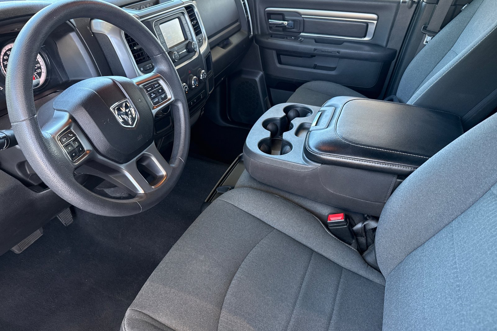 Used 2024 RAM 1500 Warlock RWD image 3