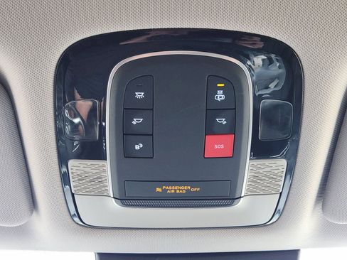 Used 2023 Hyundai Palisade SEL image 32