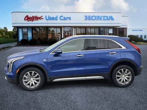 Used 2023 Cadillac XT4 Premium Luxury w/ Driver Assist Package image 2