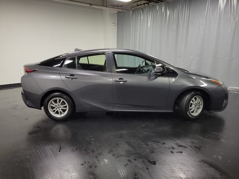 Used 2017 Toyota Prius Four w/ Advanced Technology Package FWD image 9