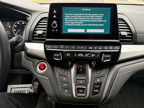 Used 2025 Honda Odyssey EX-L image 25