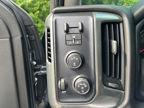 Used 2018 Chevrolet Silverado 2500 LT w/ All Star Edition AWD/4WD image 11