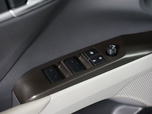 Certified 2023 Toyota Camry SE image 29