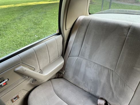 Used 1996 Buick Century Sedan FWD image 17