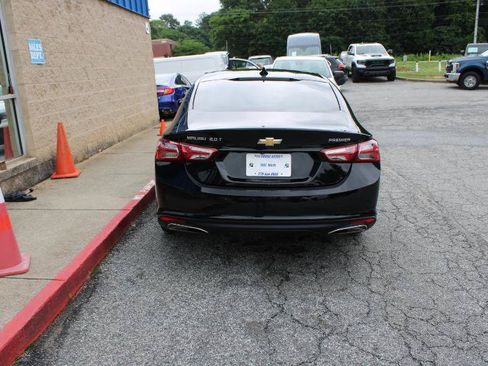 Used 2021 Chevrolet Malibu Premier FWD image 5