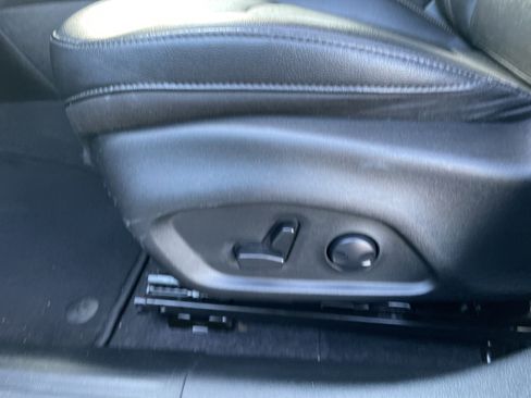 Certified 2024 Jeep Compass Limited image 40