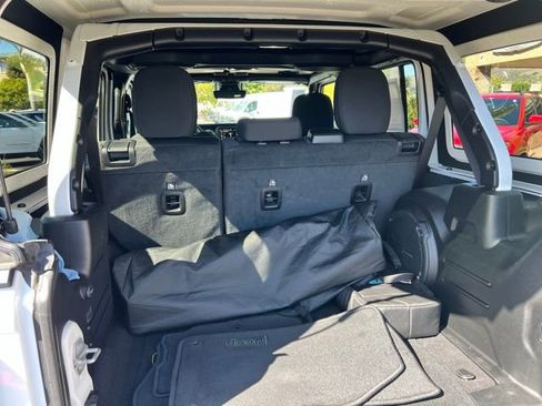 Used 2022 Jeep Wrangler Unlimited Rubicon 4xe w/ Cold Weather Group image 16