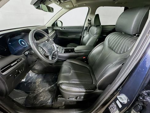 Used 2024 Hyundai Palisade Limited image 16