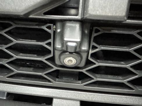 Used 2017 Ford F150 Raptor w/ Equipment Group 802A Luxury AWD/4WD image 17