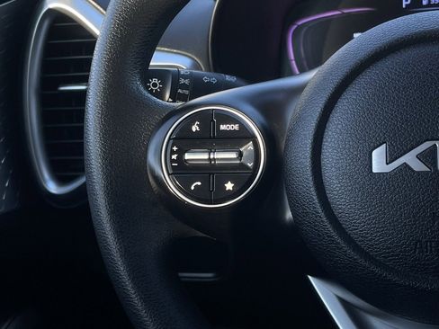Used 2024 Kia Soul LX w/ Option Group 015 image 13