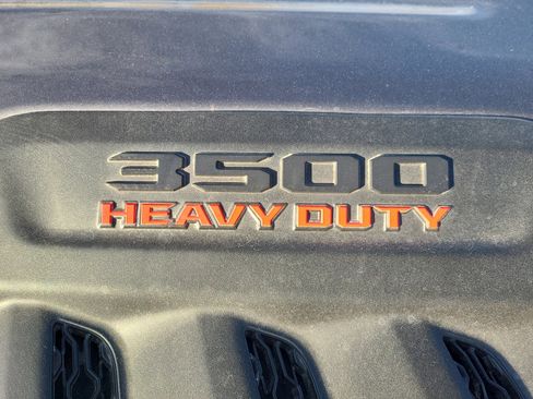 Used 2025 RAM 3500 Laramie image 25