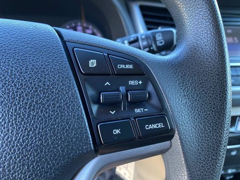 Used 2017 Hyundai Tucson SE w/ SE Popular Package 02 AWD/4WD image 16