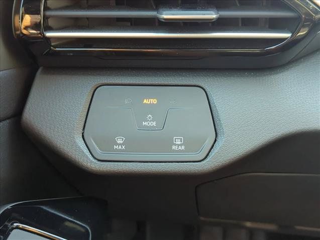 Used 2023 Volkswagen ID.4 2WD image 20