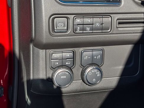 Used 2023 Chevrolet Tahoe RST w/ Luxury Package image 28