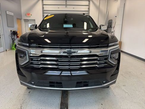 Used 2026 Chevrolet Tahoe Premier w/ Sun And Tow Package AWD/4WD image 5