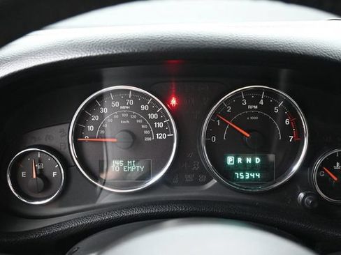 Used 2013 Jeep Wrangler Sahara w/ Dual Top Group AWD/4WD image 9