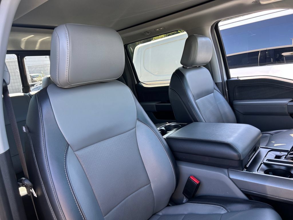 Used 2023 Ford F150 Lariat w/ Trailer Tow Package AWD/4WD image 12