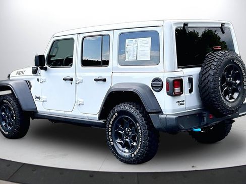 Used 2023 Jeep Wrangler Unlimited w/ Sun & Screen Package AWD/4WD image 7