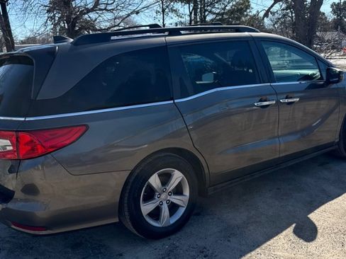Used 2019 Honda Odyssey EX-L image 9