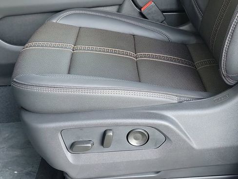 New 2026 Chevrolet Suburban High Country image 16