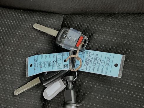 Used 2016 Honda HR-V LX image 35