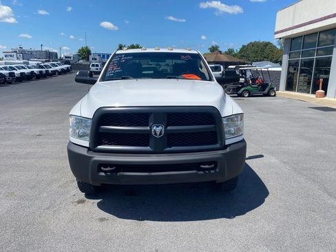 Used 2018 RAM 3500 Tradesman AWD/4WD image 2