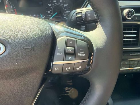 Used 2022 Ford Escape SE w/ SE Sport Appearance Package AWD/4WD image 28