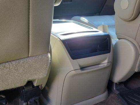 Used 2017 Toyota Sienna XLE Premium image 15