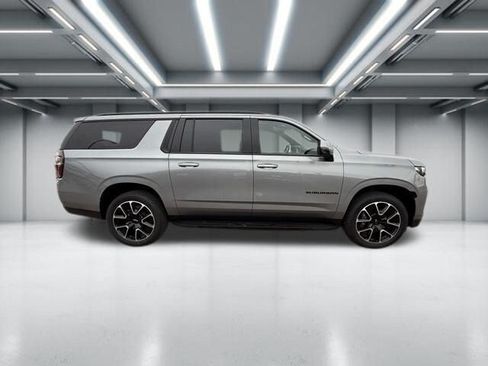 Used 2023 Chevrolet Suburban RST w/ Luxury Package AWD/4WD image 1