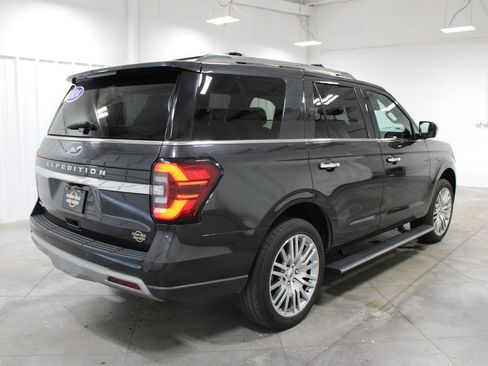 Used 2024 Ford Expedition Limited AWD/4WD image 9