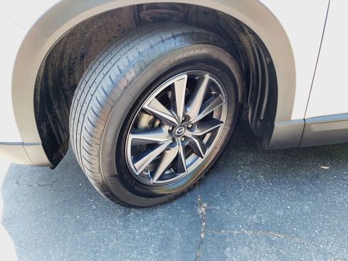 Used 2019 MAZDA CX-9 Touring image 11