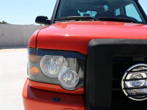 Used 2004 Land Rover Discovery S AWD/4WD image 9
